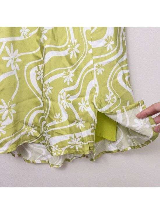 NEW ASTR The Label Quinta Retro Halter Chain Mini Dress M Celery Floral Mabel - Picture 6 of 11